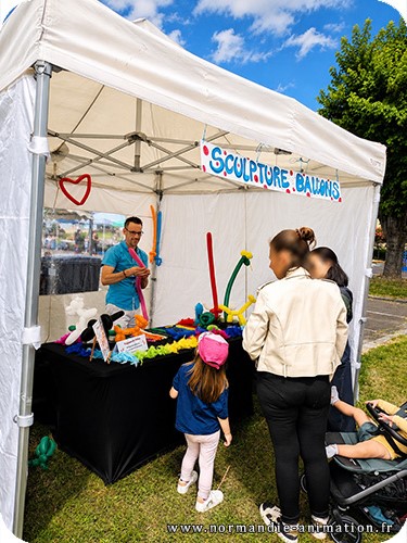 animation fete ville commune quatier saint lo manche enfant maquillage ballon tatouage atelier animateur